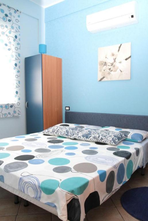 Sicilia Mare Apartments サン・レオーネ エクステリア 写真